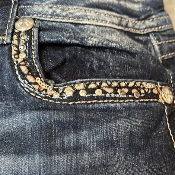 Adorable Miss Me Jeans size 29 - Picture 3 of 12